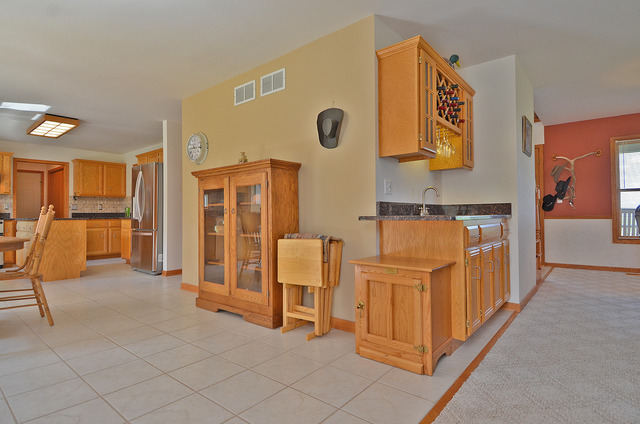 64 Jeter Rd, Plano, IL 60545 photo 8