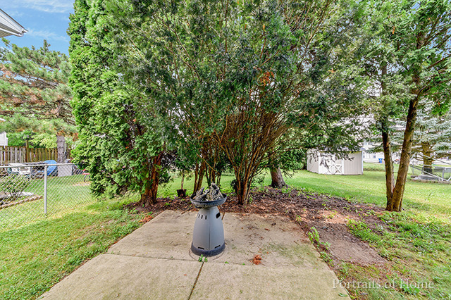 1000 Apple Ct, Aurora, IL 60505 photo 15