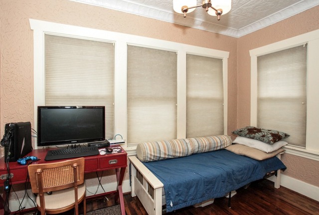 1342 E Algonquin Rd, Des Plaines, IL 60016 photo 14