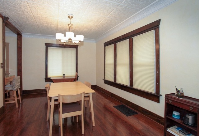 1342 E Algonquin Rd, Des Plaines, IL 60016 photo 6