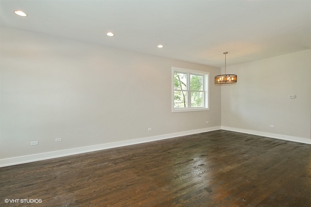 4611 S Champlain Ave, Chicago, IL 60653 photo 12