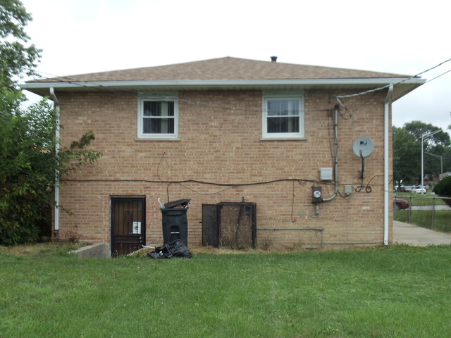 739 E 152nd St, Phoenix, IL 60426 photo 5