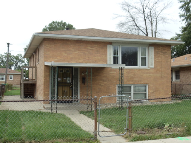 739 E 152nd St, Phoenix, IL 60426 photo 2