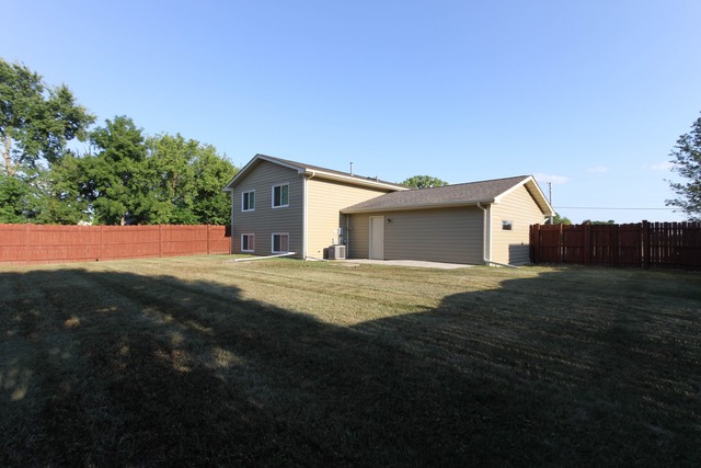 604 W Wegner Rd, Mchenry, IL 60051 photo 16