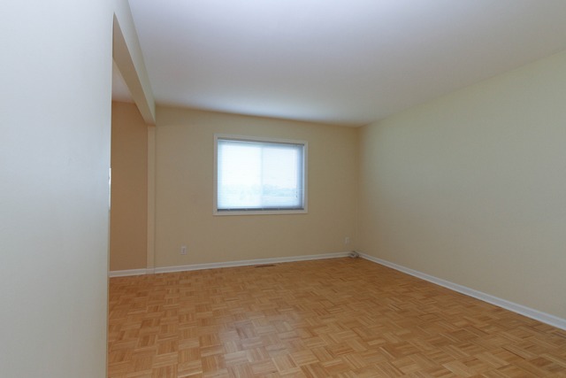604 W Wegner Rd, Mchenry, IL 60051 photo 7