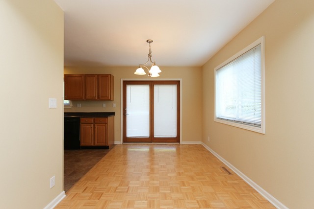 604 W Wegner Rd, Mchenry, IL 60051 photo 3