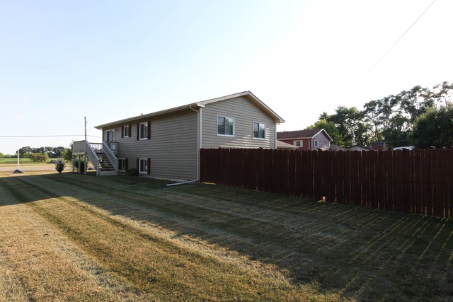 604 W Wegner Rd, Mchenry, IL 60051 photo 23