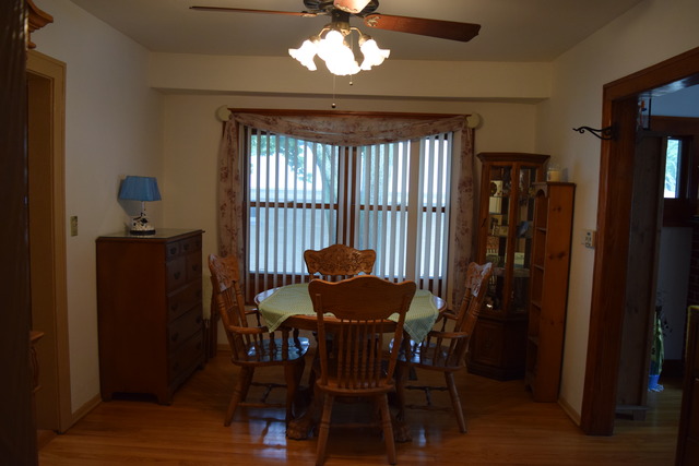 131 N Elroy Ave, Bartlett, IL 60103 photo 6