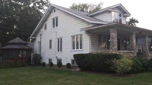 800 Bellevue Ave, Elgin, IL 60120 photo 2