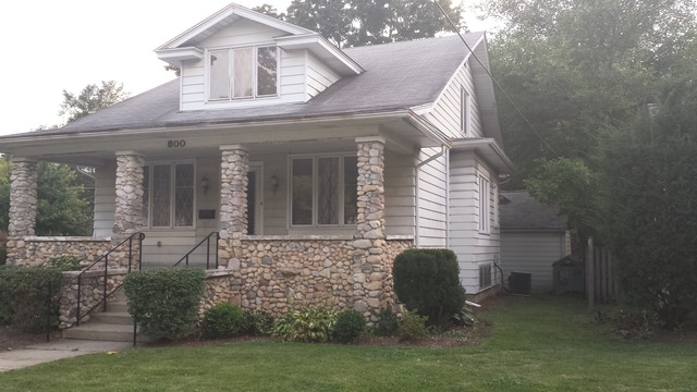 800 Bellevue Ave, Elgin, IL 60120 photo 1