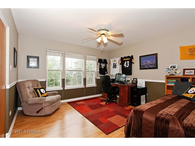 4414 Willowbend Dr, Plainfield, IL 60586 photo 5