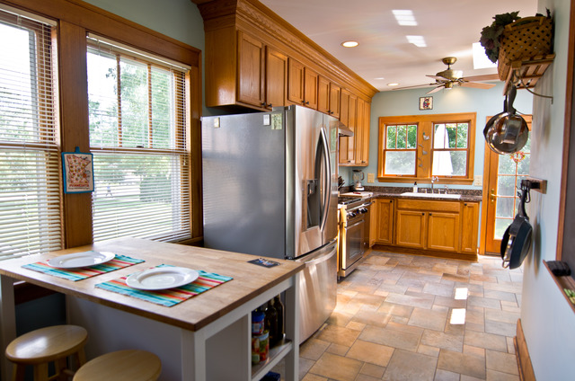 916 Pershing Ave, Wheaton, IL 60189 photo 8