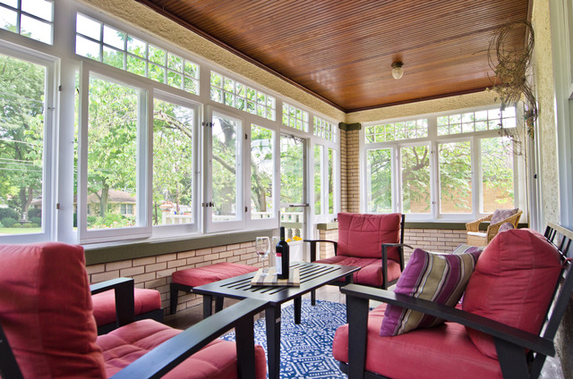 916 Pershing Ave, Wheaton, IL 60189 photo 2