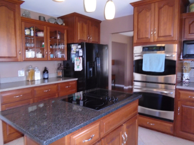 1715 27th St, Peru, IL 61354 photo 7