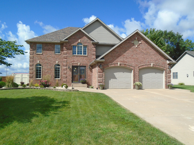 1715 27th St, Peru, IL 61354 photo 1