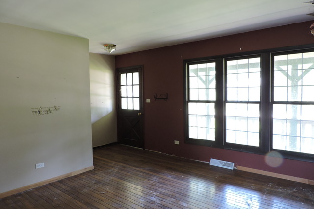 1710 Vale St, Mchenry, IL 60051 photo 6