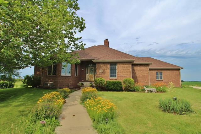 17280 Brisbin Rd, Minooka, IL 60447 photo 1