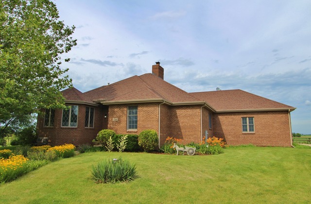 17280 Brisbin Rd, Minooka, IL 60447 photo 2