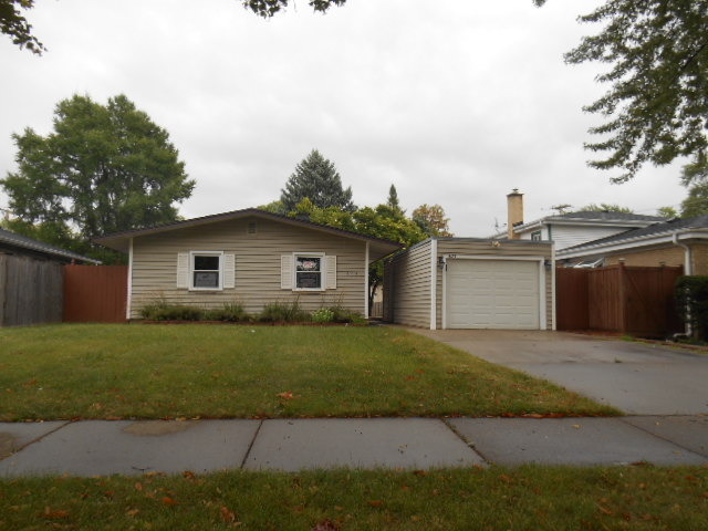 1689 S Chestnut St, Des Plaines, IL 60018 photo 1