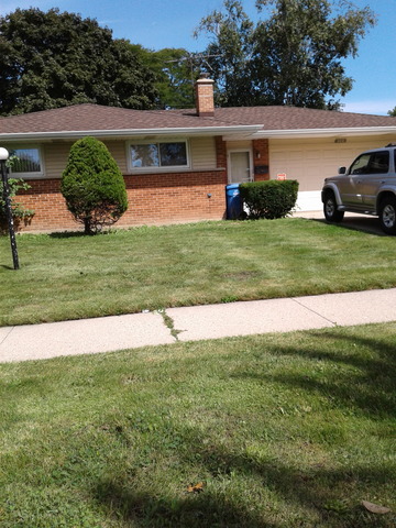 566 Ambleside Rd, Des Plaines, IL 60016 photo 1