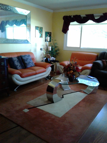 566 Ambleside Rd, Des Plaines, IL 60016 photo 2