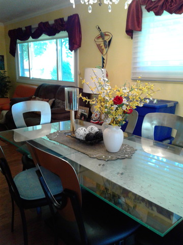 566 Ambleside Rd, Des Plaines, IL 60016 photo 4
