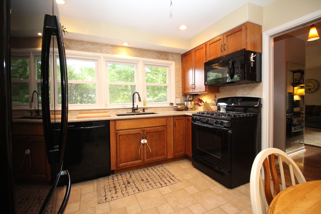 1470 Eagle Rd, Elgin, IL 60123 photo 6
