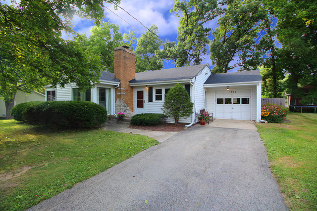 1470 Eagle Rd, Elgin, IL 60123 photo 1