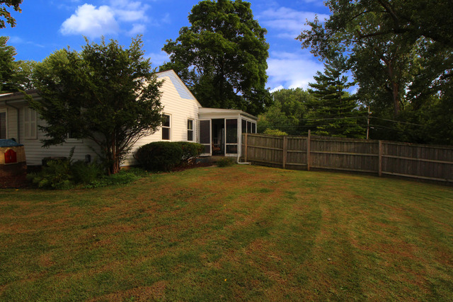 1470 Eagle Rd, Elgin, IL 60123 photo 13