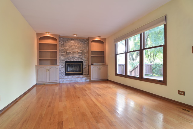 126 Pipers Dr, Bartlett, IL 60103 photo 9