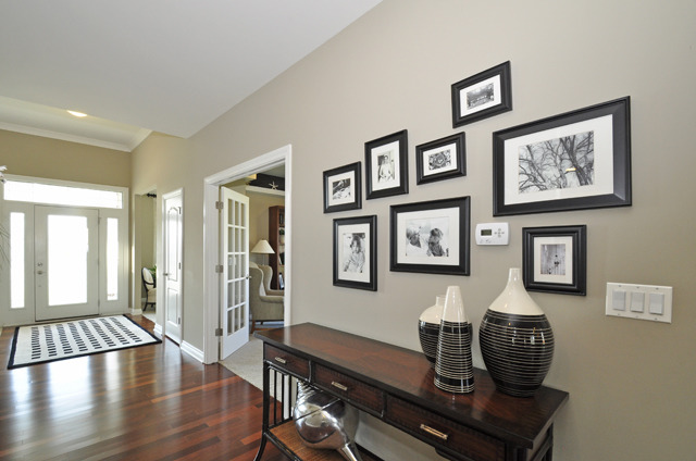 1604 Reagan Blvd, Mchenry, IL 60051 photo 2