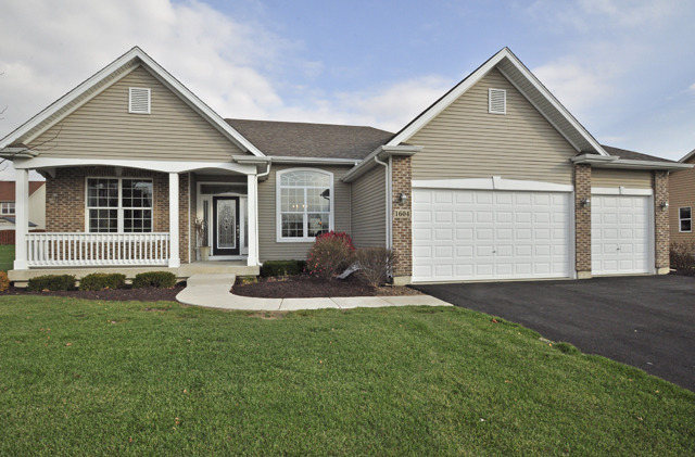 1604 Reagan Blvd, Mchenry, IL 60051 photo 1