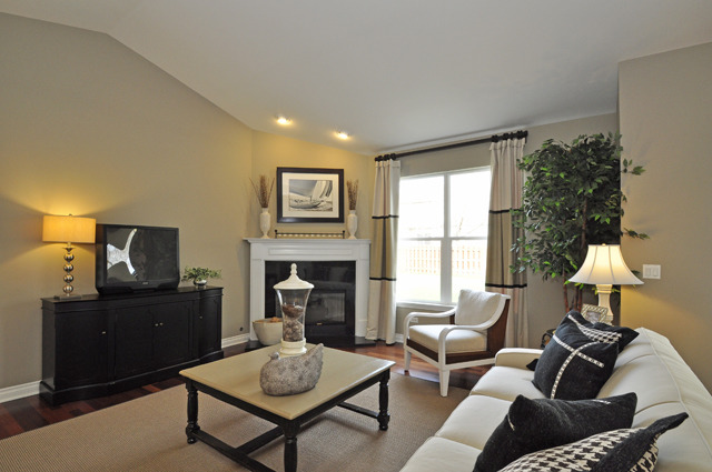 1604 Reagan Blvd, Mchenry, IL 60051 photo 5