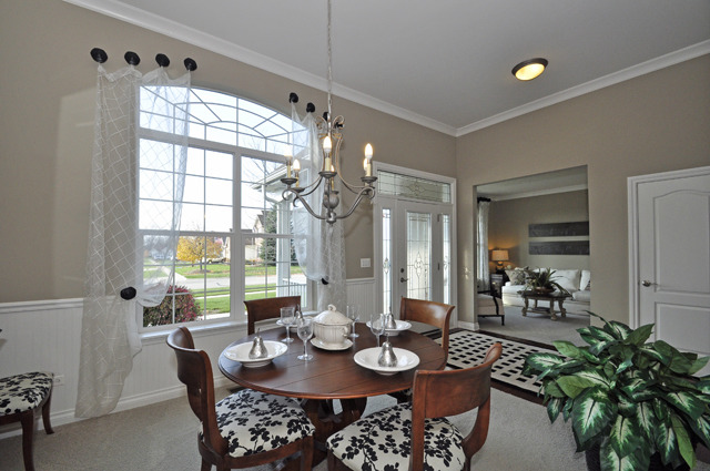 1604 Reagan Blvd, Mchenry, IL 60051 photo 8