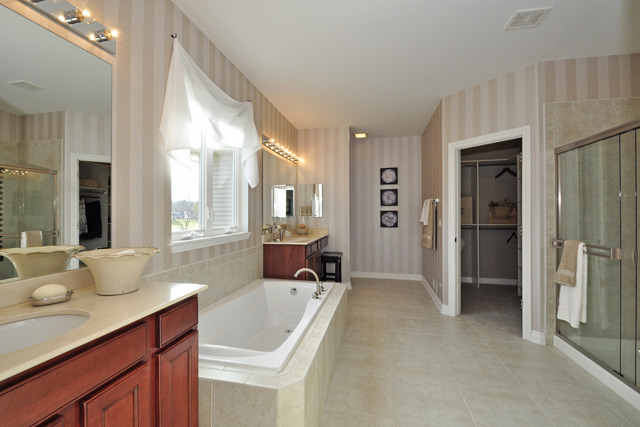 1604 Reagan Blvd, Mchenry, IL 60051 photo 13