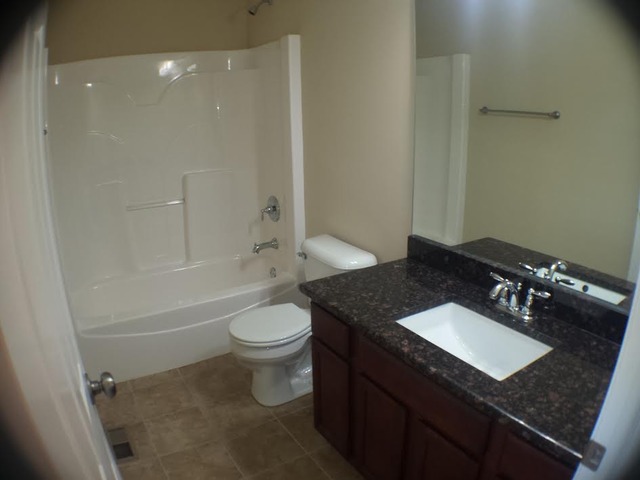 512 E Hunter Ln, Minooka, IL 60447 photo 19