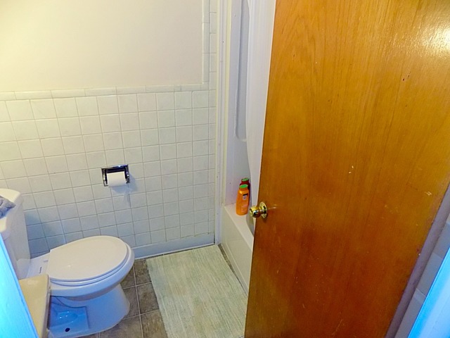 1361 Howard Ave, Des Plaines, IL 60018 photo 13