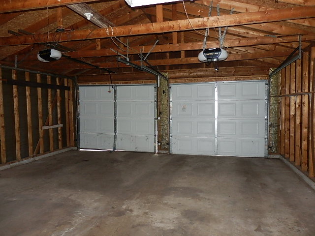 806 S Myrtle Ave, Kankakee, IL 60901 photo 3