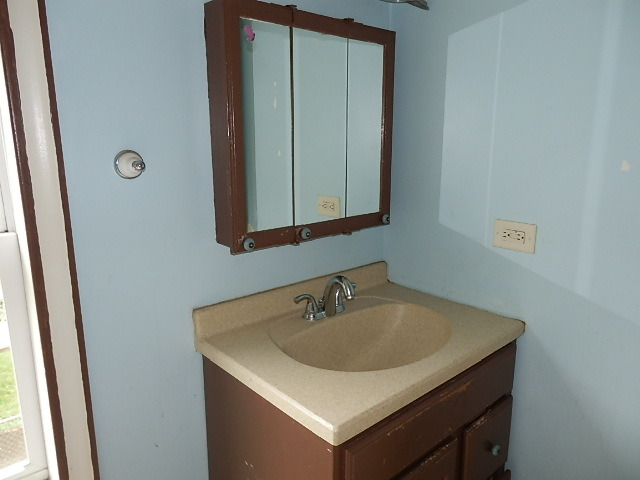 806 S Myrtle Ave, Kankakee, IL 60901 photo 13