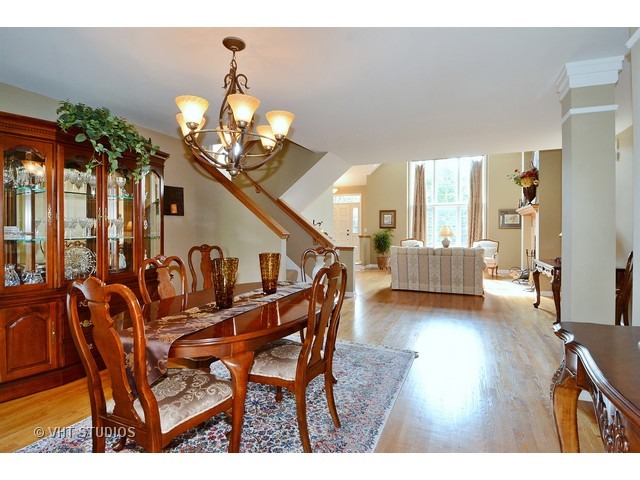 2270 Sutton Ln, Aurora, IL 60502 photo 5