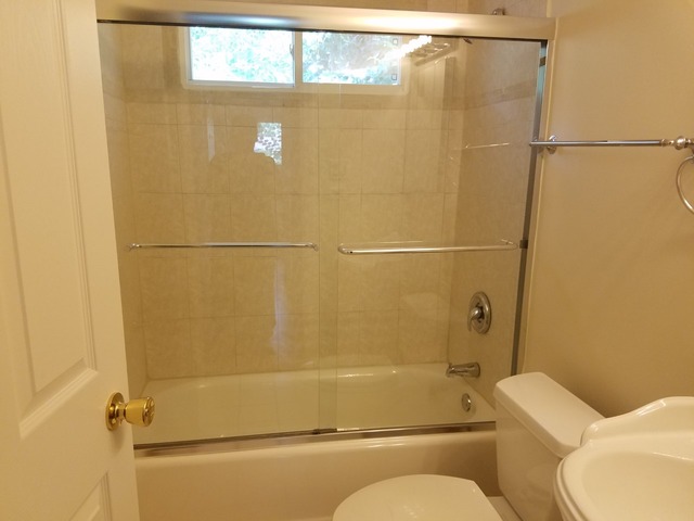 325 Edgewood Dr, Wheeling, IL 60090 photo 8