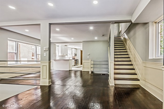 8112 S Champlain Ave, Chicago, IL 60619 photo 7