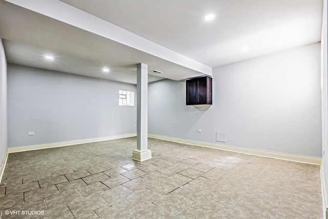 8112 S Champlain Ave, Chicago, IL 60619 photo 11