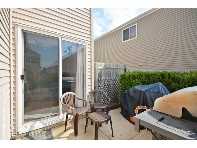 855 Symphony Dr, Aurora, IL 60504 photo 10