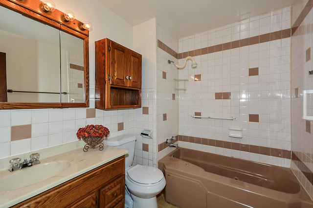 115 W Jeffery Ave, Wheeling, IL 60090 photo 20