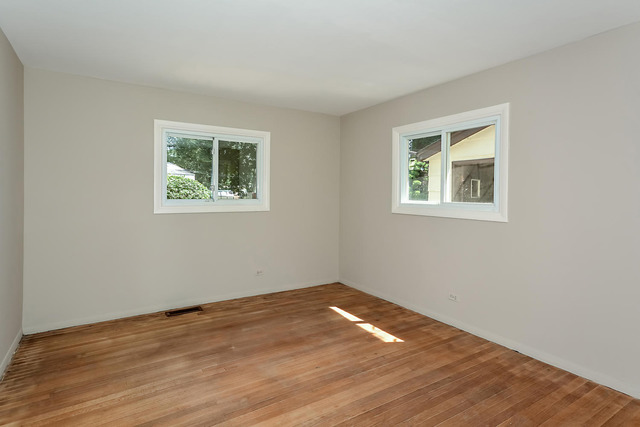 115 W Jeffery Ave, Wheeling, IL 60090 photo 18