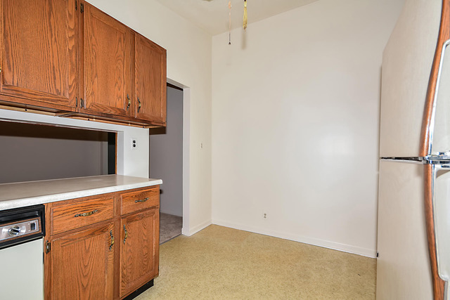 115 W Jeffery Ave, Wheeling, IL 60090 photo 11