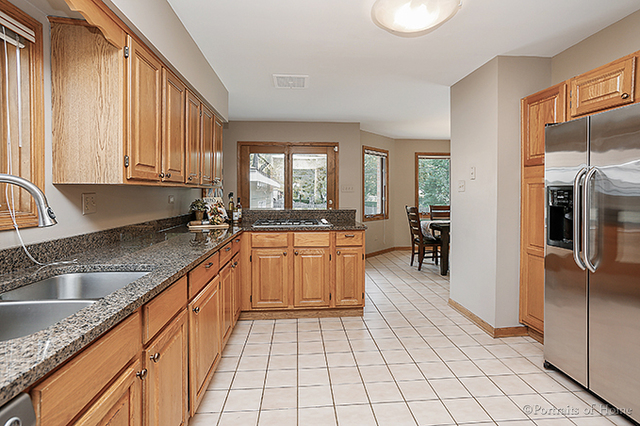 1307 Wakeman Ave, Wheaton, IL 60187 photo 7