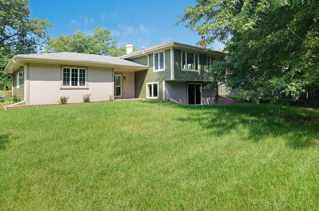 8349 Walredon Ave, Burr Ridge, IL 60527 photo 23