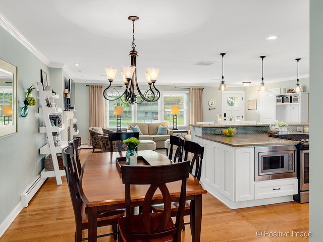 537 Spruce Dr, Naperville, IL 60540 photo 7